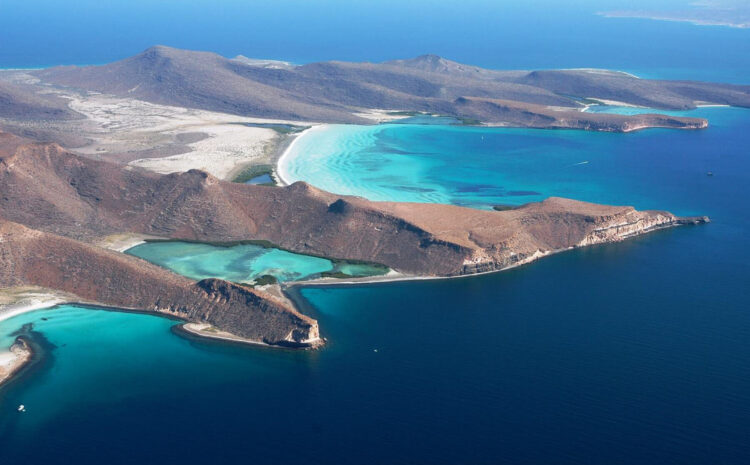 Access to Espiritu Santo Island Banned
