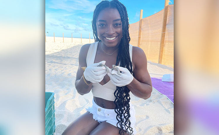 Olympic Medal Winner Simone Biles Does Cabo