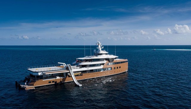  Huge Yacht Pops Up in Cabo