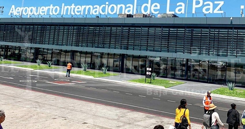 Aeropuerto-LAP - Gringo Gazette