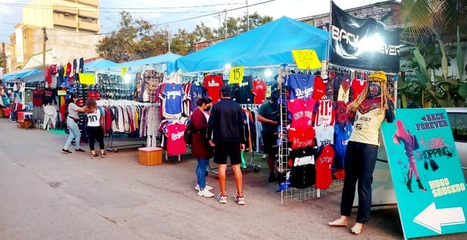 Tianguis-Navideno - Gringo Gazette