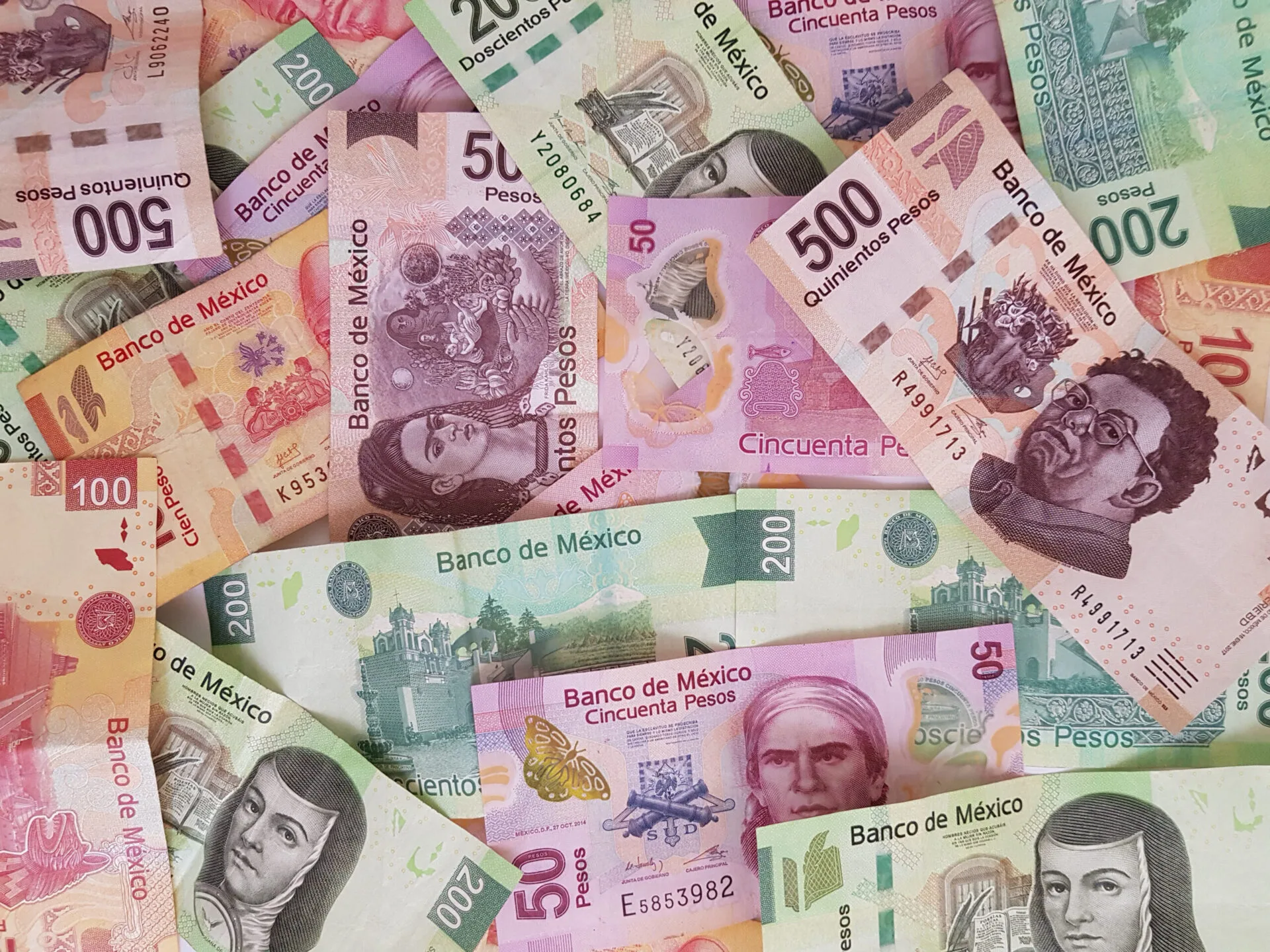 Should I Buy my Pesos Now? - Gringo Gazette
