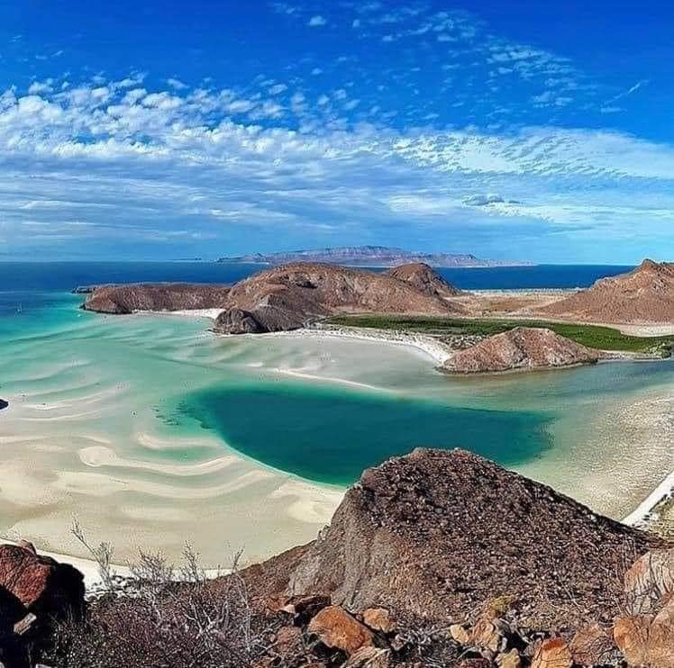 Balandra Named Among “World’s Most Beautiful Beaches to Visit in 2026”