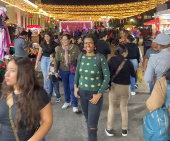 The-Christmas-flea-market-pic-scaled - Gringo Gazette