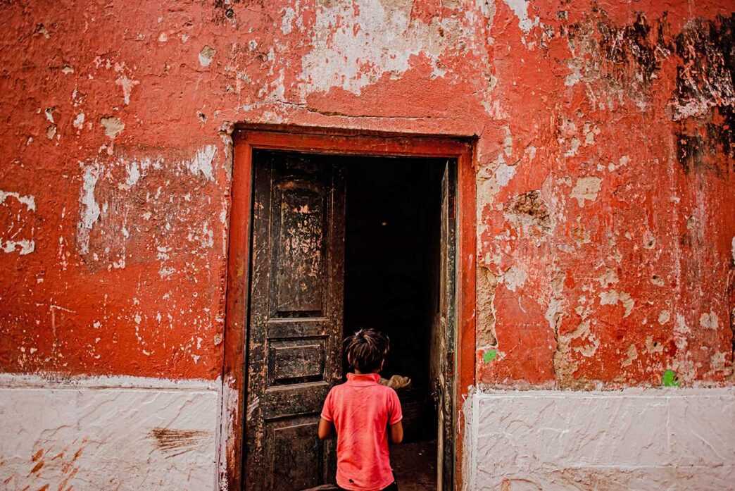 back-view-of-boy-in-red-shirt-standing-in-front-of-2025-01-07-06-04-42-utc - Gringo Gazette