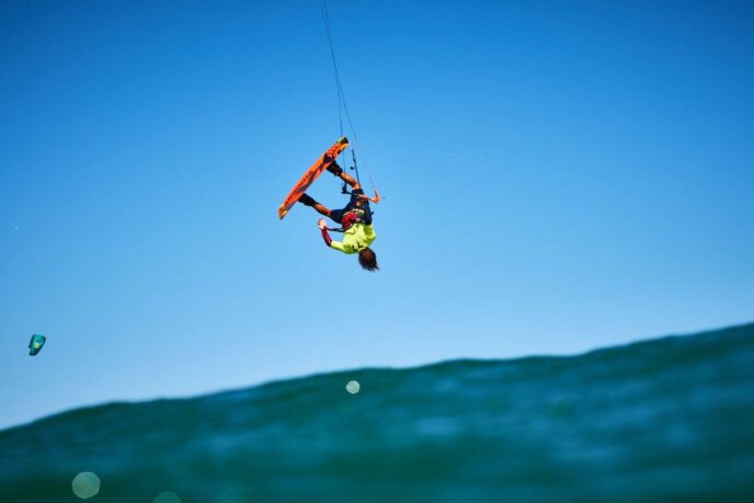 Kitesurfing - Gringo Gazette