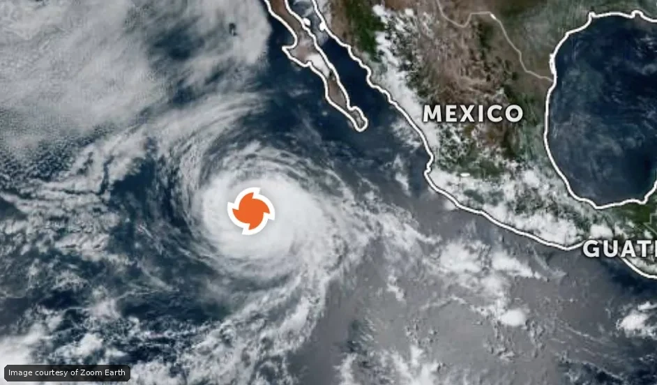 High Waves, Strong Swells as Hurricane Genevieve Affects BCS