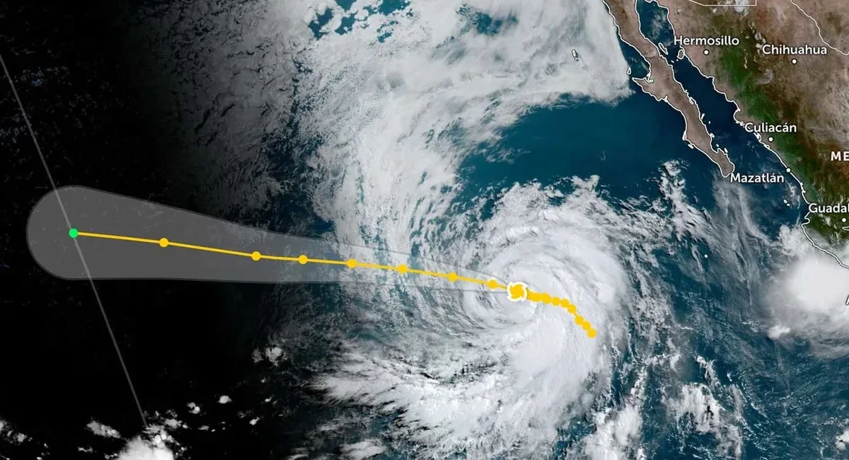 Hurricane Fausto Becomes First of Season, Stays Far Offshore