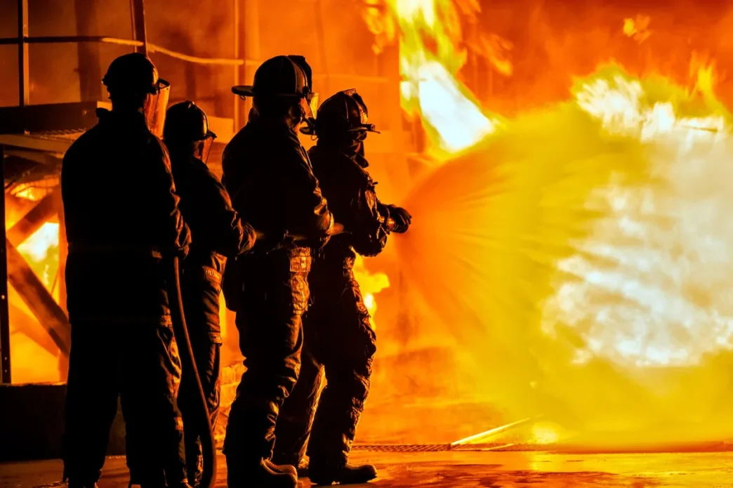 Two San José Restaurants Burn Minutes Apart—Arson Probed - Gringo Gazette Two San José Restaurants Burn Minutes Apart—Arson Probed