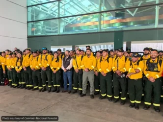 Over 200 Mexican Firefighters Deploy to Canada