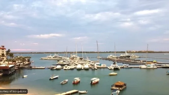 La Paz Port Authority Urges Boaters to Register After Six Vessels Abandoned