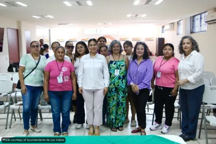 Women's Business School Opens Second Class in Los Cabos