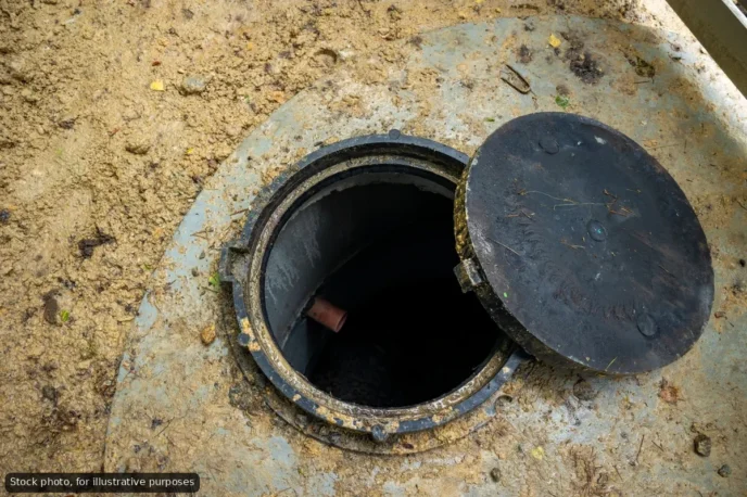 La Paz Sewage Leak in El Esterito Waits 25 Days