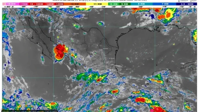 Los Cabos Protección Civil Monitors Gulf Storm System