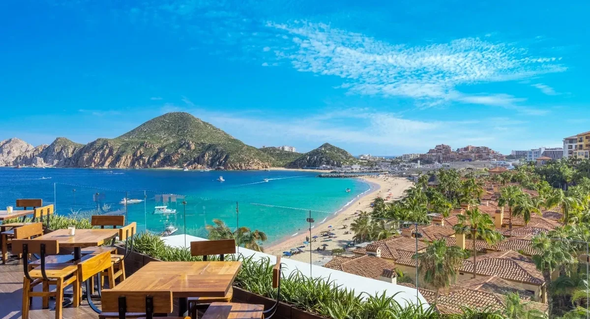 Los Cabos Plans Médano Beach Reorder for Safety, Access