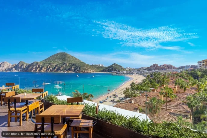Los Cabos Plans Médano Beach Reorder for Safety, Access