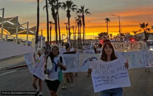 Los Cabos Residents March Against Megaprojects, Demand Permit Freeze