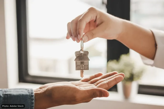 Buy First or Sell First? Solving the Move-Up Homeowner’s Biggest Puzzle