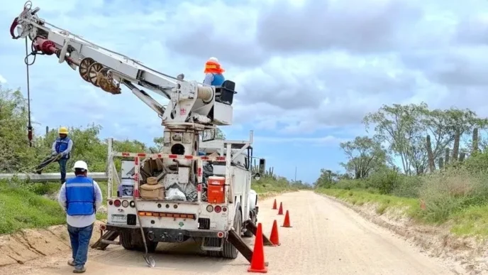 38M Pesos Brings Power to La Candelaria, Los Pozos