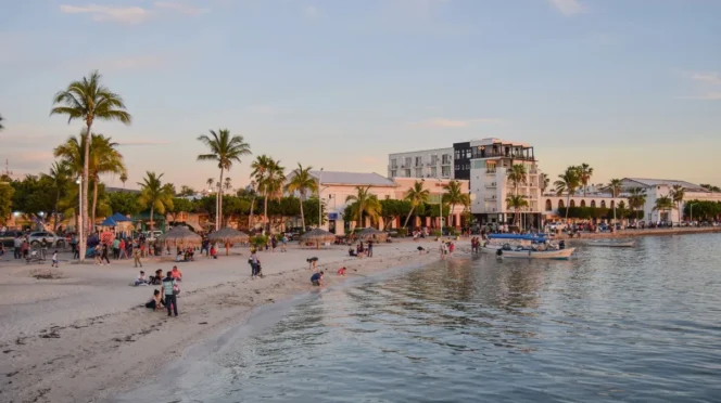 La Paz Summer Beach Patrol Ends with Zero Drownings