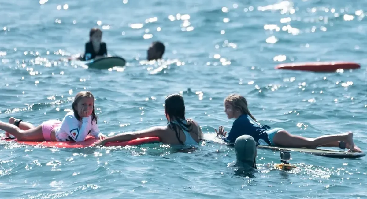 Baja Sur's Only All-Girls Surf Contest Needs Sponsors to Stay Alive