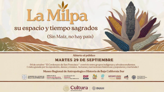 Poster anunciando una exposición titulada 'La Milpa: su espacio y tiempo sagrados' con un maíz multicolor y un relieve cerámico al fondo, y logos institucionales en la parte inferior.