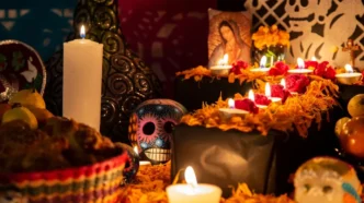 La Paz Cemeteries Get Ready for Day of the Dead
