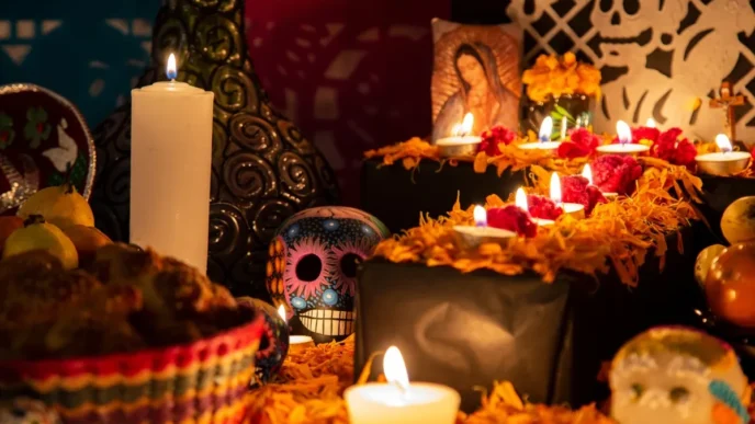 La Paz Cemeteries Get Ready for Day of the Dead