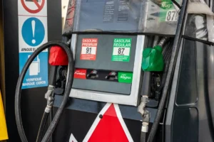 La Paz Premium Gas Hits 30.50 Pesos a Liter